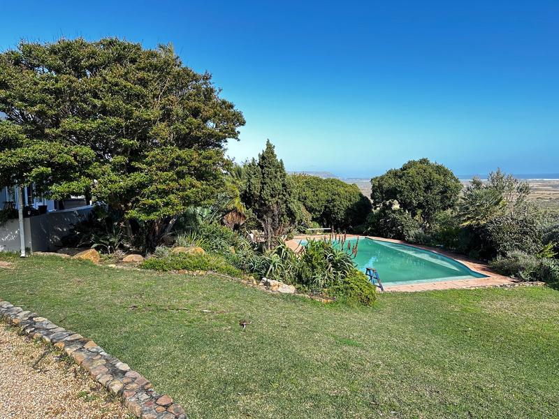 7 Bedroom Property for Sale in Crofters Valley Western Cape